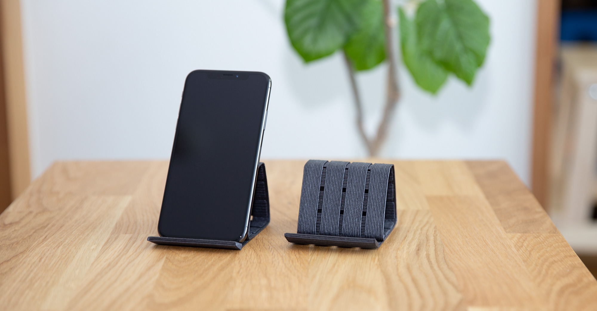 バンドシー スマホスタンド 使用イメージ